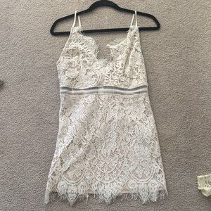 Superdown Beige and White Lace Detail Top
